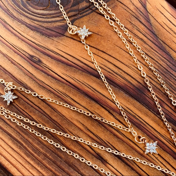 THYRA ♡ Gold Layered Necklace GIFT - Picture 4 of 8